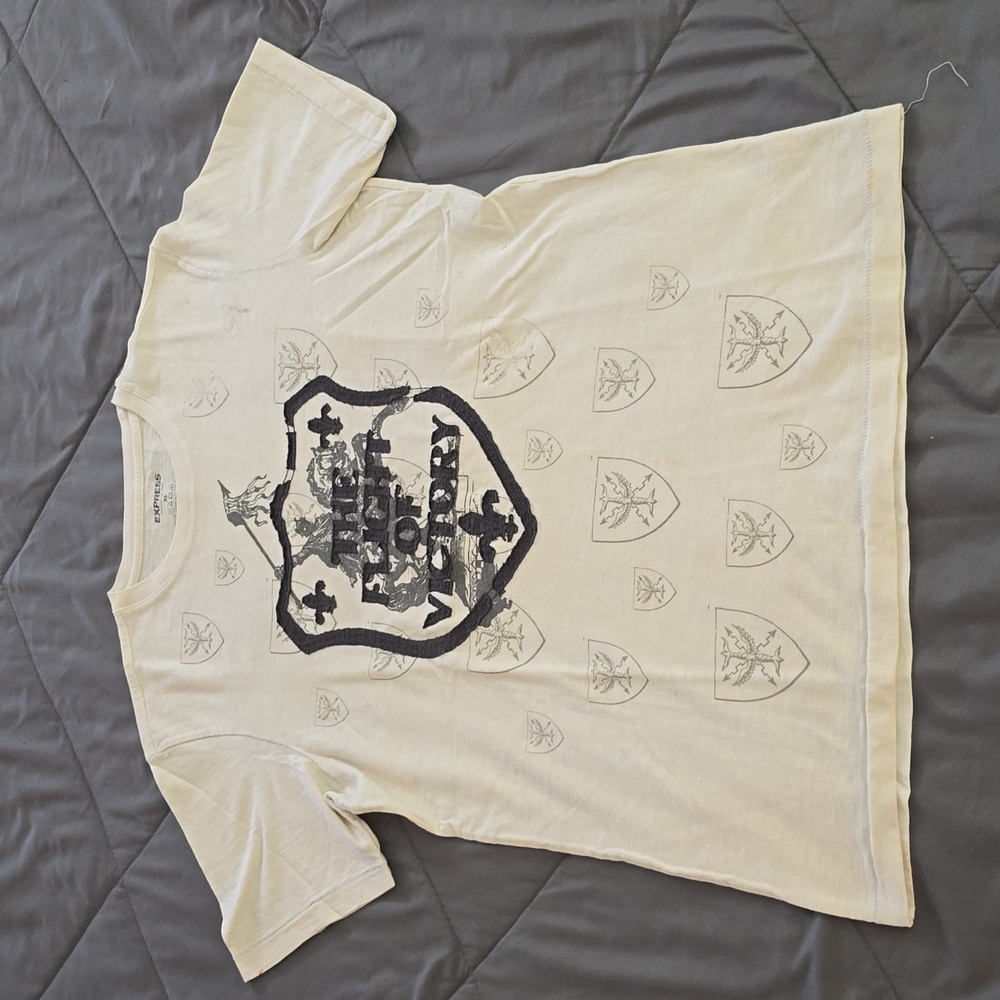 Express Graphic Tee